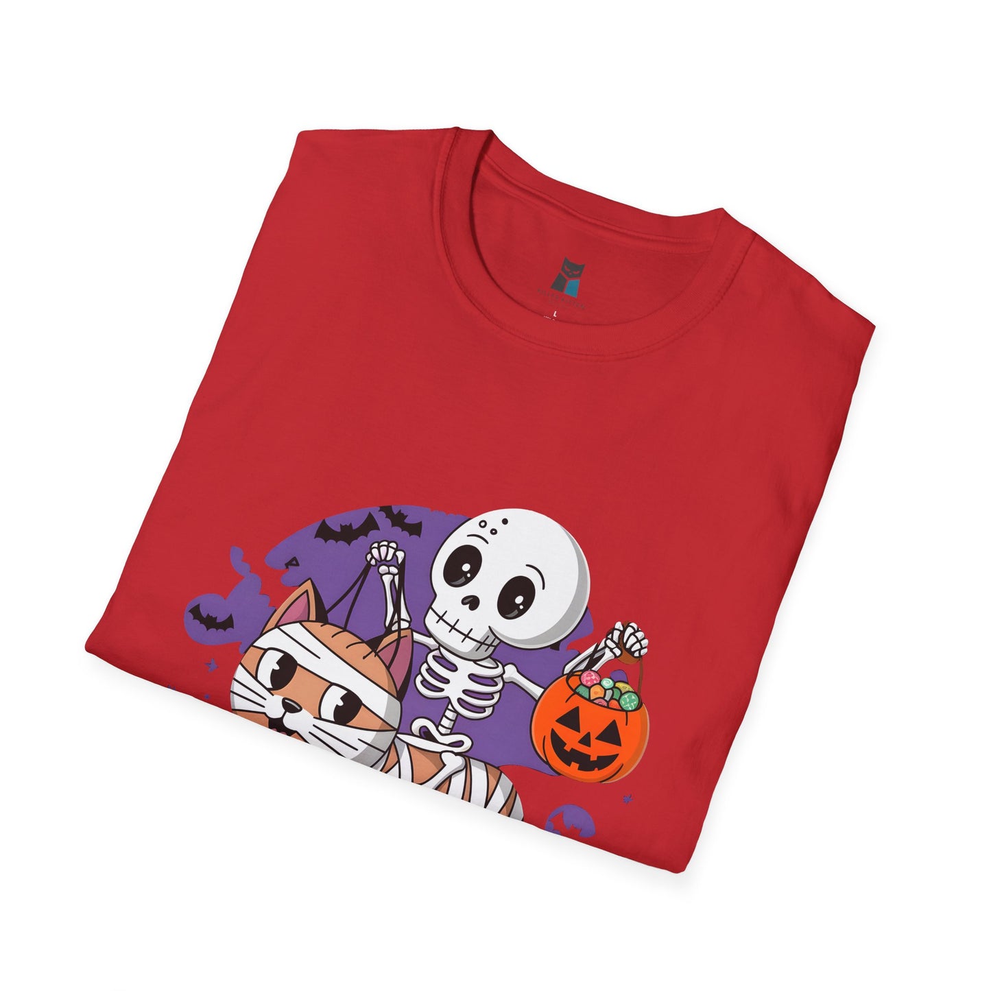 Trick-or-Treat Mummy Cat Halloween T-Shirt – Adorably Spooky for Cat Lovers!