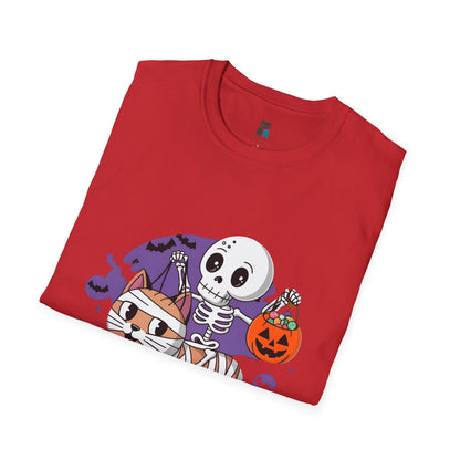 Trick-or-Treat Mummy Cat Halloween T-Shirt – Adorably Spooky for Cat Lovers!